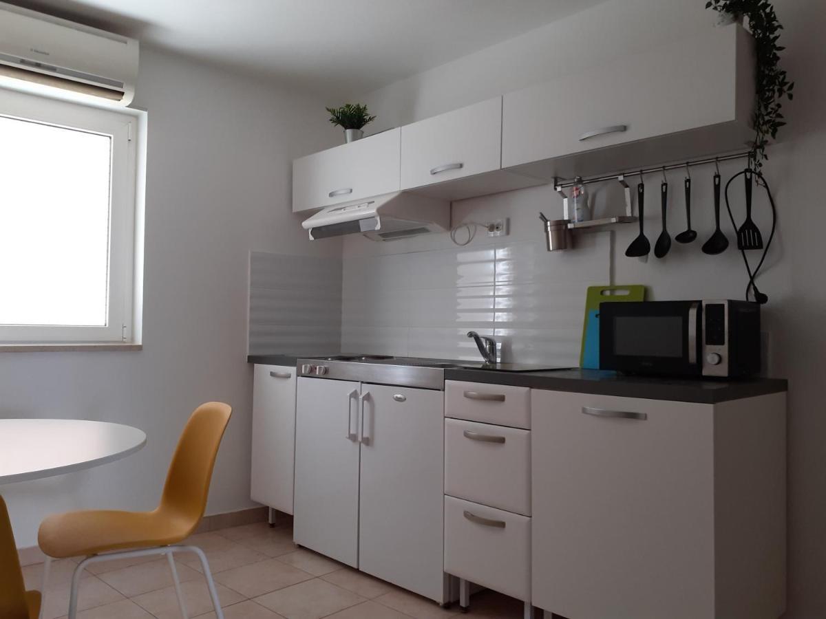 Apartment Zlata Ραμπ Εξωτερικό φωτογραφία